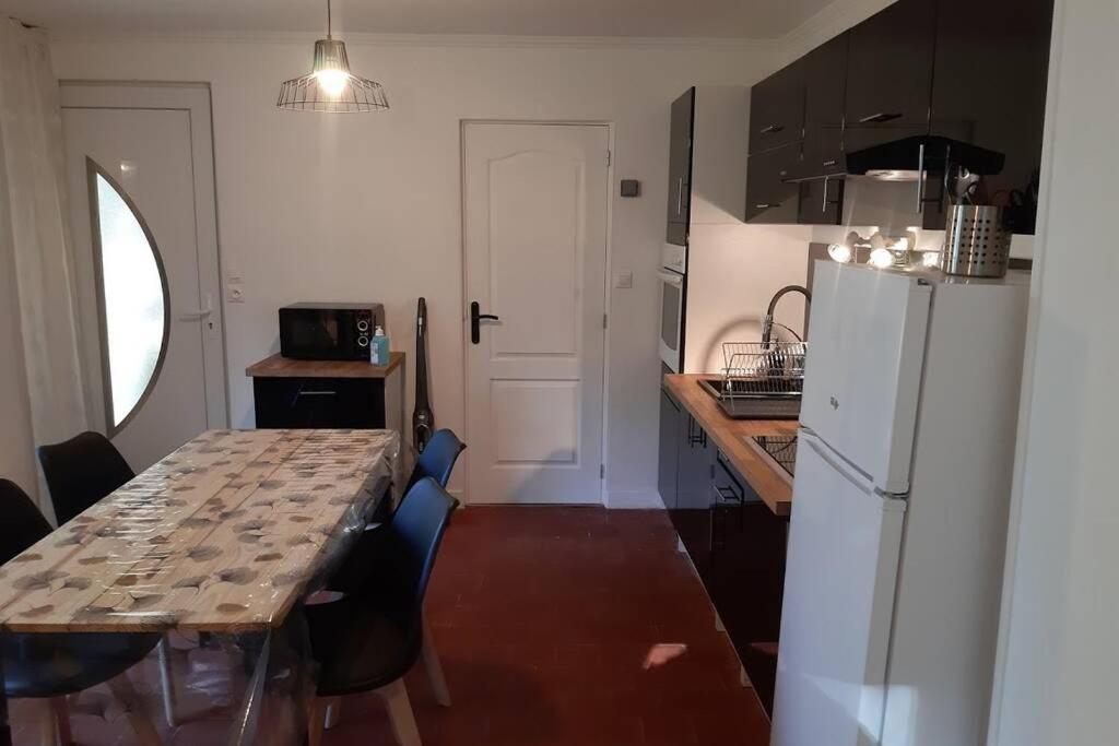 La Petite Maison Dans La Vallee أفالو المظهر الخارجي الصورة